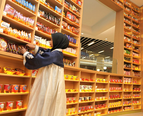 12 Ribu Ramyeon dari Berbagai Rasa Siap Manjakan Lidahmu