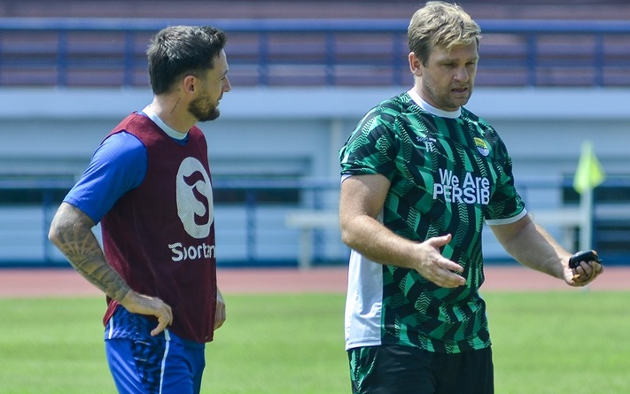 Persib Bandung Siapkan Strategi tanpa Marc Klok saat Lawan Persebaya