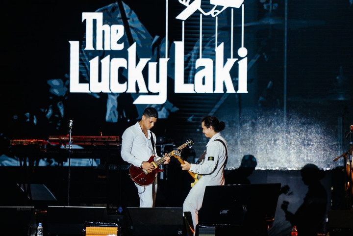 The Lucky Laki Manggung Didampingi Pacar, Penonton Histeris