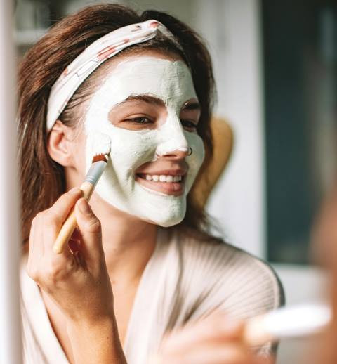 Ladies, 5 Cara Ini Bisa Usir Komedo Putih di Hidungmu, Coba Yuk!