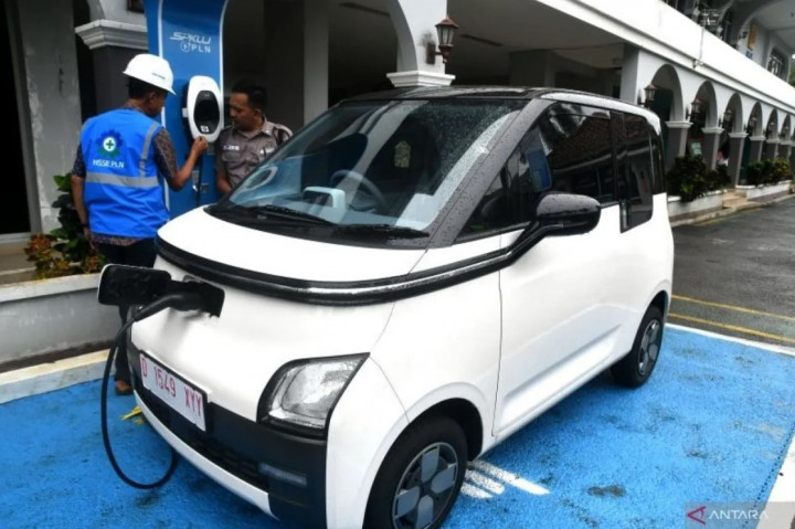 Berapa Pajak Mobil Listrik di Indonesia? Simak Penjelasannya Disini!