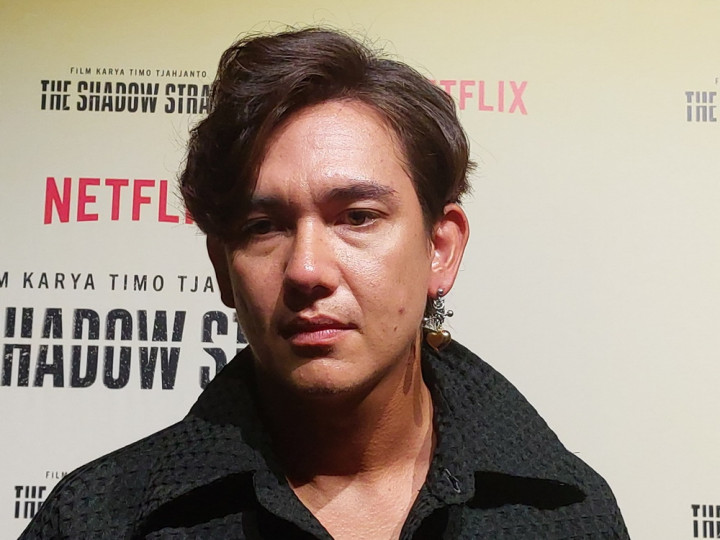 Adipati Dolken Jadi Polisi di Film The Shadow Strays, Kesulitan Disuruh Nyanyi