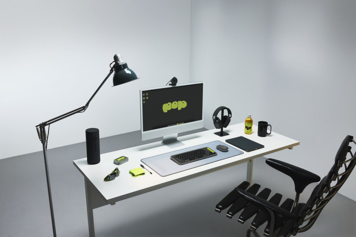 Logitech Pop Icon Keys, Keyboard Trendy Baterai 24 Bulan