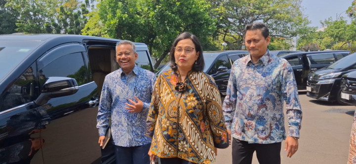 Kembali Duduki Kursi Bendahara Negara, Srimul-Wakilnya Kompak Hadiri Makan Siang dengan Jokowi