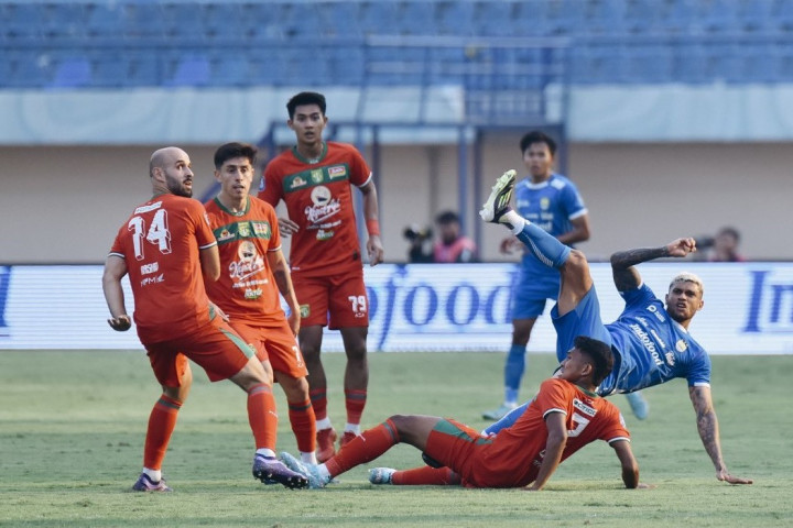 Persib vs Persebaya: Maung Bandung Bikin Bajul Ijo Rasakan Kekalahan Perdana