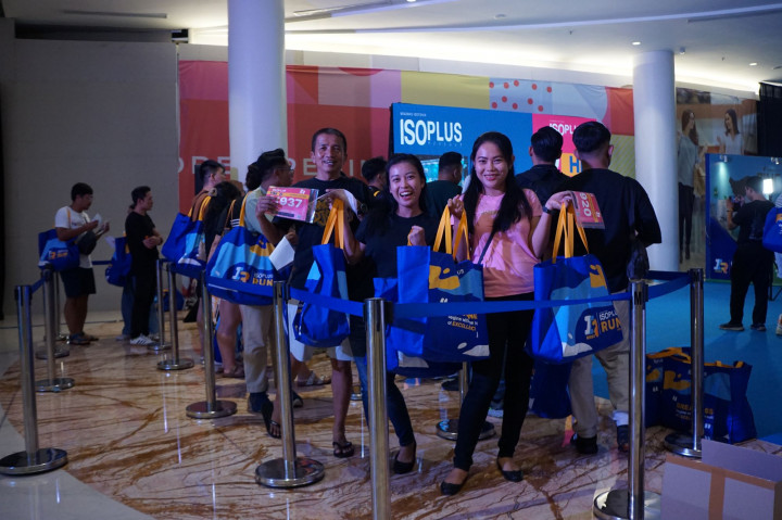 Keseruan Jelang ISOPLUS Run Surabaya 2024: Shake Out Run, Race Pack Collection, hingga Carbo Loading