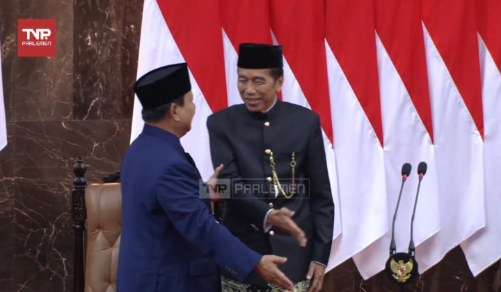 Momen Kocak Prabowo dan Jokowi, Saling Sungkan Jalan Duluan