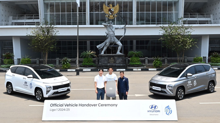 Hyundai Stargazer Resmi Menjadi Official Vehicle Partner Liga 1