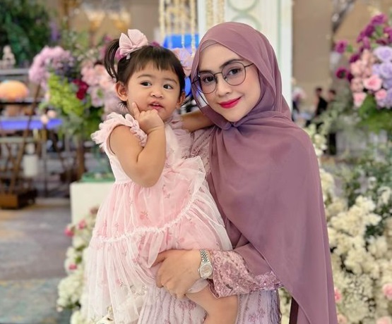 Ria Ricis Ungkap Moana Alami Speech Delay, Ini Penyebab hingga Cara Penanganannya