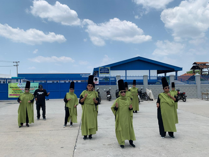 Mother Bank Rilis Video Musik 'Pabrik', Satir Dampak Invasi Pembangunan