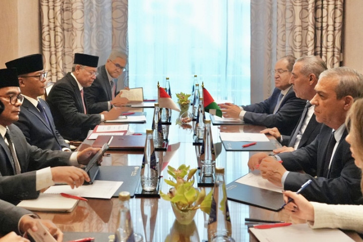 Bertemu Sekjen PLO, Menlu Sugiono Tegaskan Komitmen RI Dukung Palestina