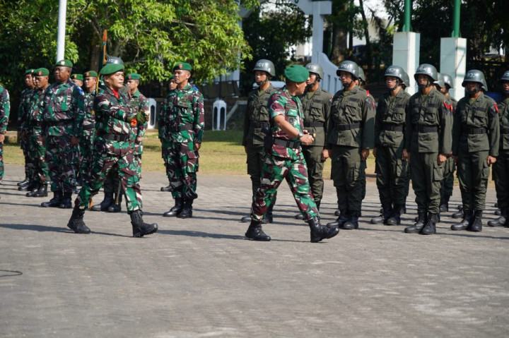 105 Mahasiswa Politeknik Siber dan Sandi Negara Ikut Pendidikan Dasar Militer