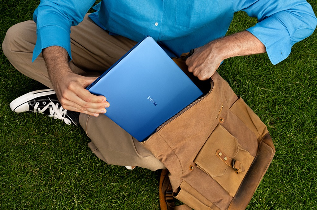 Bersamaan dengan Hot 50 Pro+, Infinix juga mengumumkan kehadiran laptop Inbook Air Pro Plus dan Inbook Air.