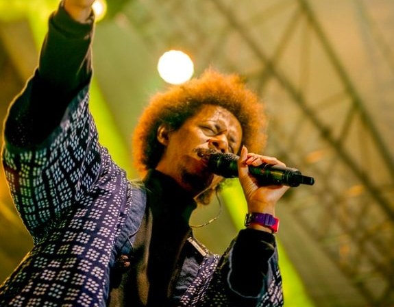 5 Komika Indonesia Ini Pandai Bermusik, Ada yang Raih AMI Awards!