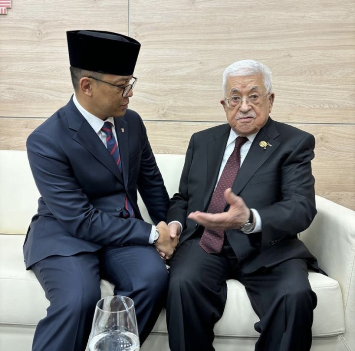 Menlu Sugiono Sampaikan Langsung Dukungan Indonesia ke Presiden Palestina