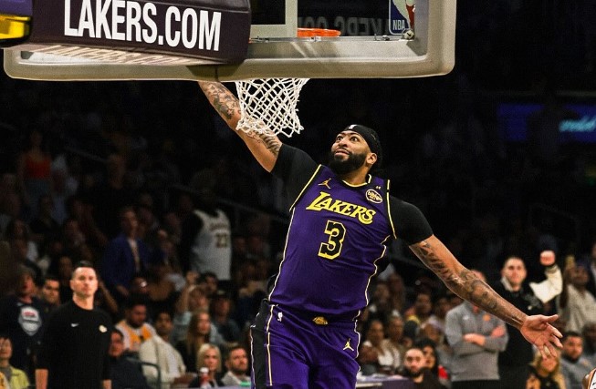 NBA: Davis Bawa Lakers Jinakkan Suns