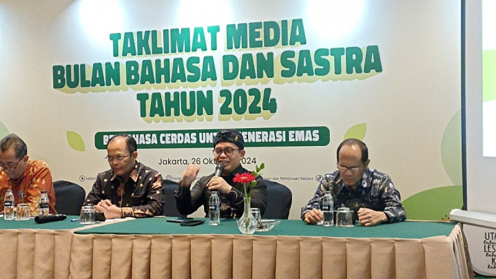 Bulan Bahasa dan Sastra 2024 Tekankan Pentingnya Kecerdasan dalam Berbahasa