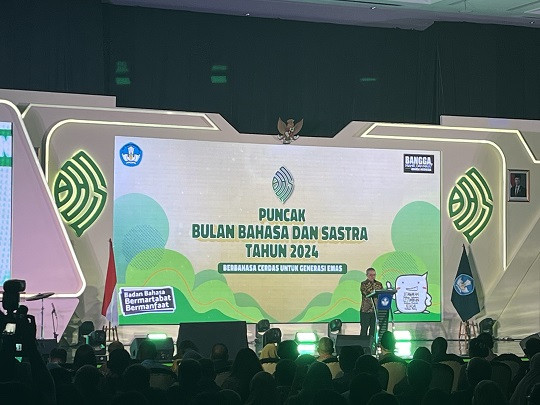 Bulan Bahasa dan Sastra 2024 Dorong Kecerdasan Berbahasa