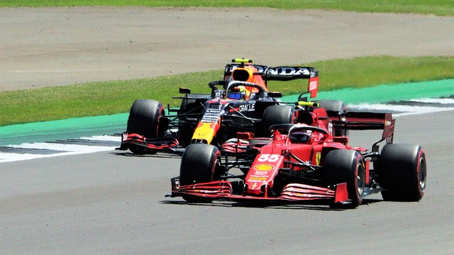 Mengenal Jenis-Jenis Ban Mobil di Formula 1 dan Kode Warnanya