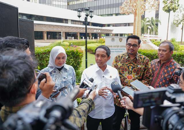 Raja Antoni: Perhutanan Sosial Bentuk Keberpihakan dalam Pengentasan Kemiskinan dan Kemandirian Pangan