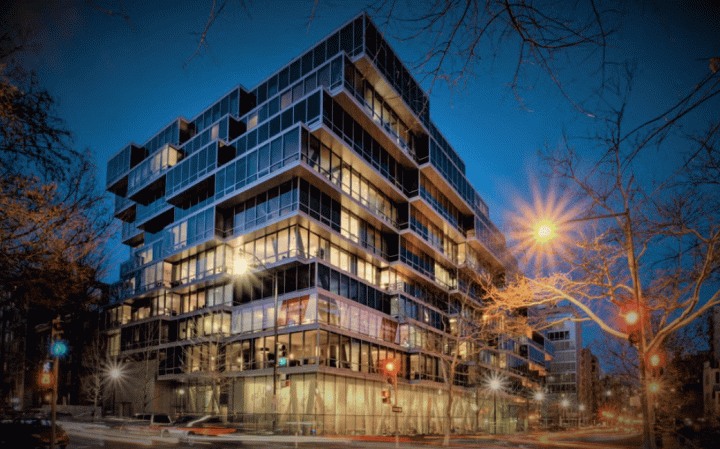 Intip Koleksi Properti Mewah Kamala Harris