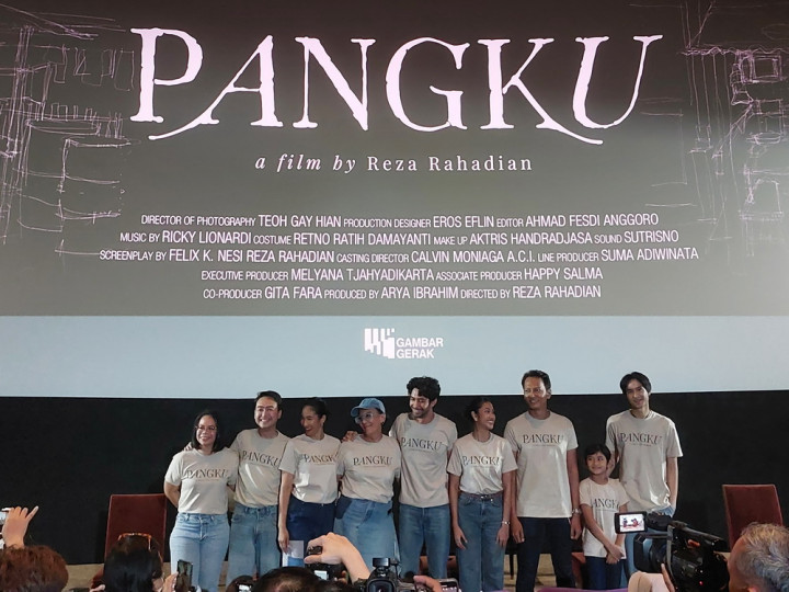 Reza Rahadian Debut Jadi Sutradara di Film Pangku