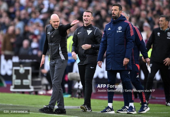 Usai MU Pecat Ten Hag, Van Nistelrooy Hadapi Ujian Pertama Lawan Leicester