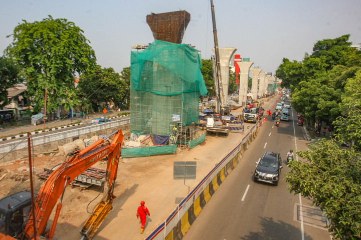 Progres Pembangunan LRT Jakarta Fase 1B Capai 33,45 Persen