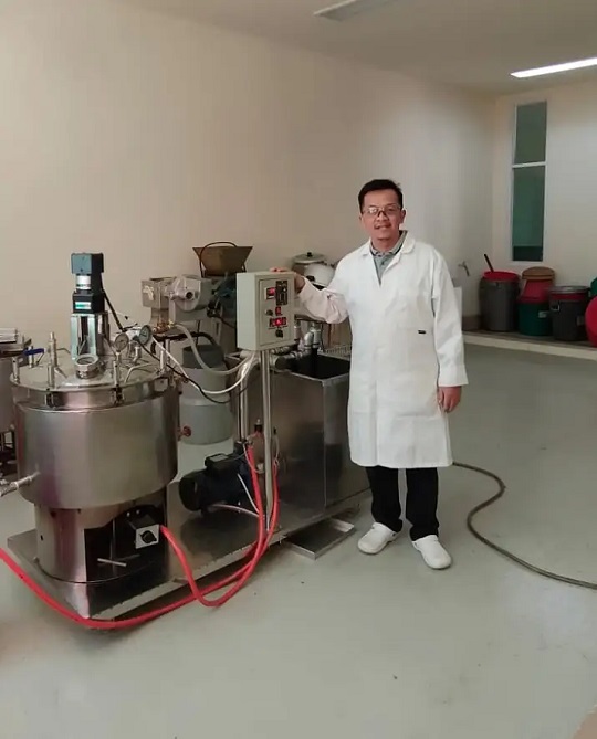 Biasa untuk Pakan Ternak, Mesin Bikinan BRIN Bisa Olah Batang Sorgum Jadi Brown Sugar