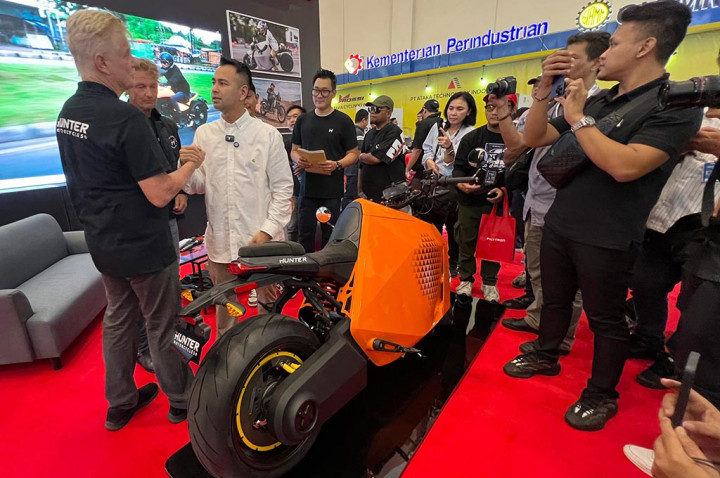 Raffi Ahmad Beli Motor Listrik Rp750 Juta, Ini Speknya!