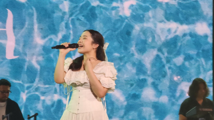 Bawakan Semua Lagu, Bernadya Buat Penonton Juni Day X Puas