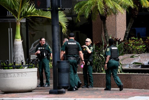 Penembakan  Saat Perayaan Halloween di Orlando,  2 Orang Tewas
