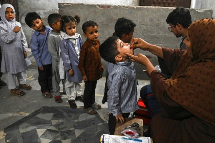 7 Orang Tewas dalam Serangan di Vaksinasi Polio Pakistan, Ulah Taliban?