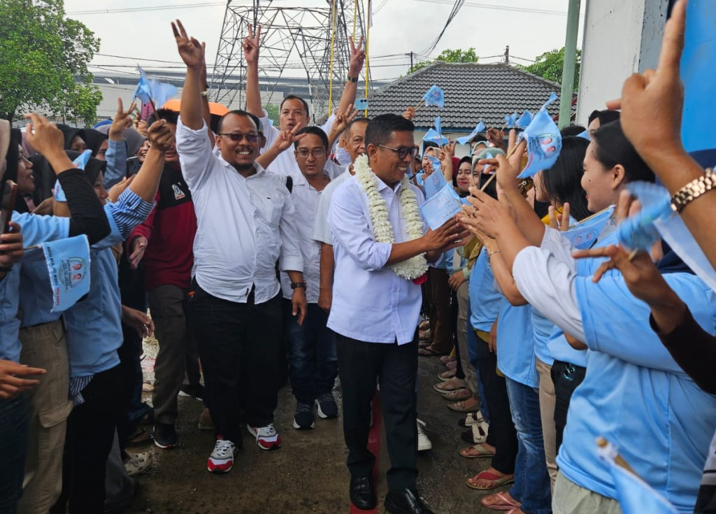 Andra Soni Ingin Buruh di Banten Sejahtera