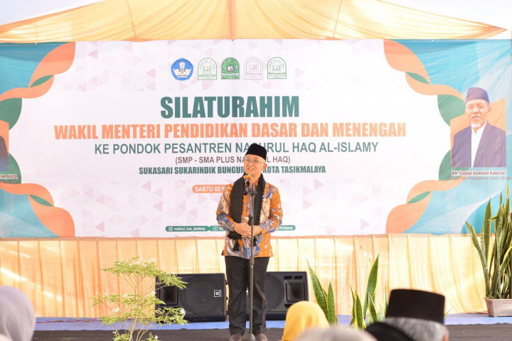 Wamendikdasmen Sebut Bakal Hapus Sejumlah Kebijakan Pendidikan yang Tak Perlu