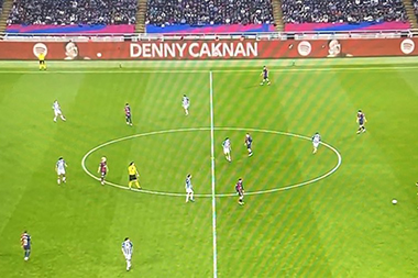 Nama Denny Caknan Terpampang di Pertandingan Barcelona VS Espanyol, Kok Bisa?