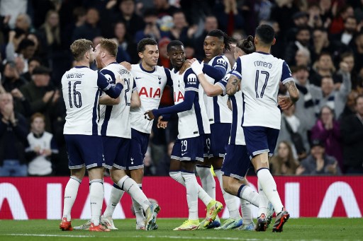 Hasil Liga Inggris: Tottenham Lumat Villa, MU Ditahan Imbang Chelsea