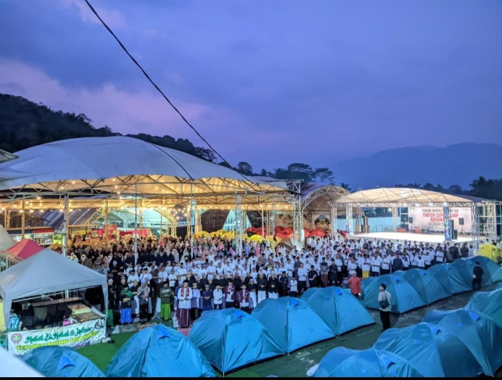 Selain Tamasya, Tempat Wisata Alam Ini Bisa Jadi Alternatif Kegiatan Religi