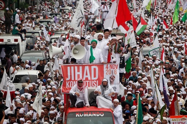 Fakta-fakta FPI Gelar Reuni di Depan Istana