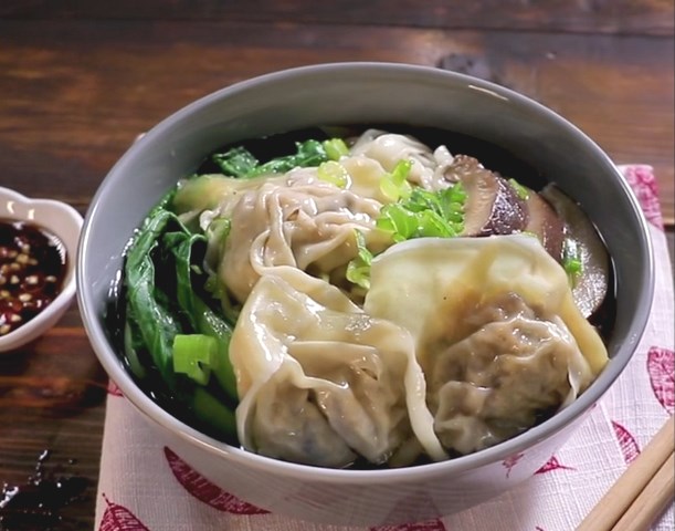 Mi Pangsit Jamur, Spesial Banget dengan Jamur Shitake