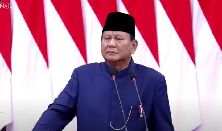 Prabowo Instruksikan Kaji Ulang Semua Regulasi untuk Indonesia Emas 2045