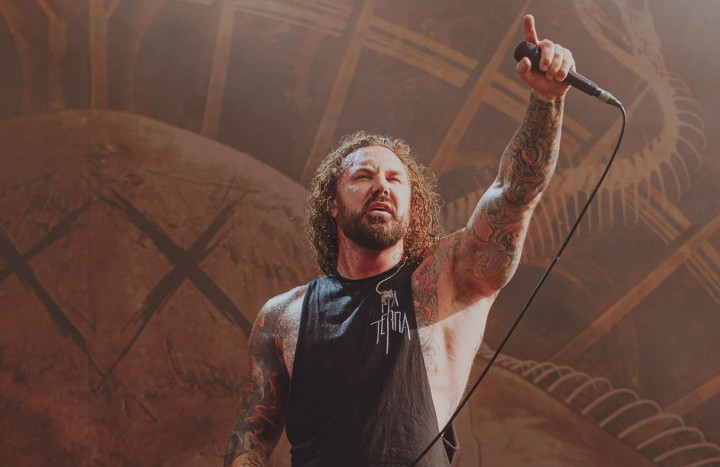 Empat Personel Hengkang Bersamaan, Vokalis As I Lay Dying Angkat Suara