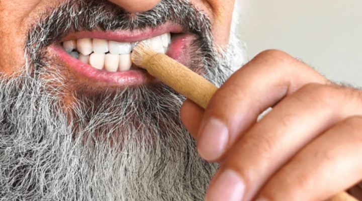 Ketahui, Begini Tata Cara dan Doa Bersiwak yang Dianjurkan dalam Islam