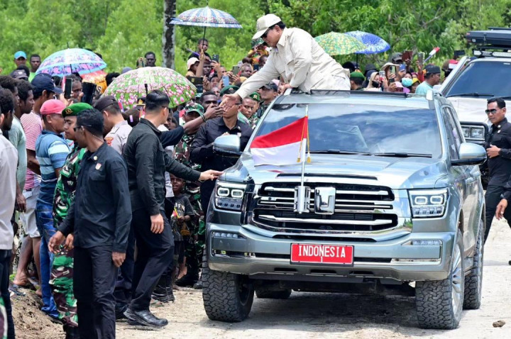 Gagah! Presiden Prabowo Bawa Tank Ke Papua
