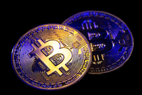 Pergerakan Bitcoin Selanjutnya Diprediksi Saat Pasar Menunggu Keputusan Suku Bunga Fed