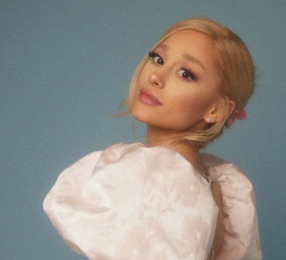 Wow! Ini 7 Penyanyi Perempuan Bersuara Tertinggi di Dunia