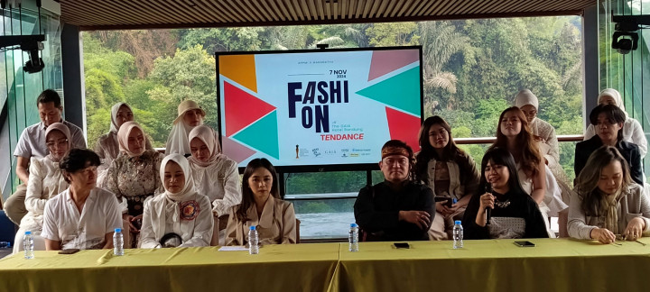 20 Desainer Universitas Maranatha Tampilkan Karya Terbaik di Evolusia Optimism Fashion Show 2024