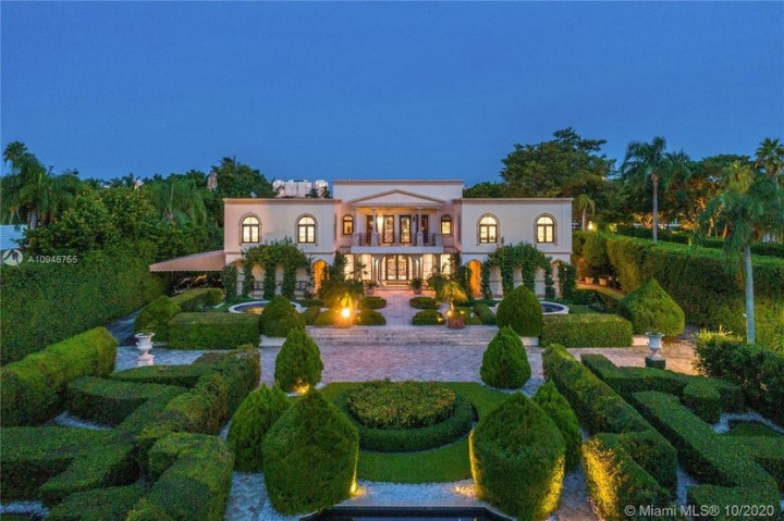 Donald Trump Menang Pilpres, Ivanka Renovasi Rumah Rp377 Miliar di Miami