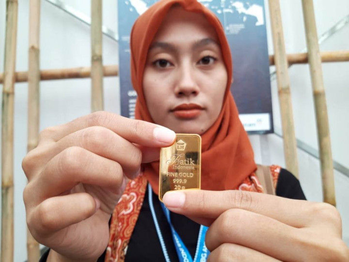 Harga Emas Jadul Dijual Murah? Kenali Bedanya dengan Emas Certi