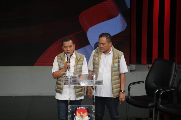 Aep-Maslani Punya 5 Jurus Bikin Kabupaten Karawang Maju
